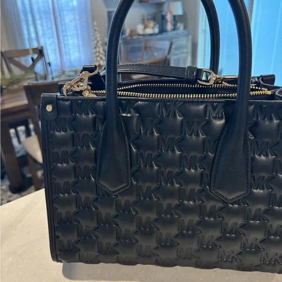 Michael Kors Black Embossed Shoulder Bag Set - Picture 2 of 5